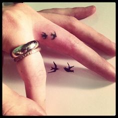 Finger Tattoo shared by Rosalie16 on We Heart It