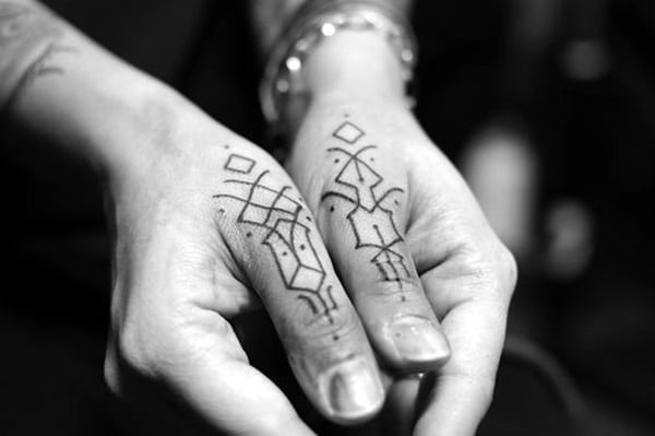 Surprising Finger Geometric Simple Tattoo - Geometric Simple Tattoos - Simple Tattoos - MomCanvas