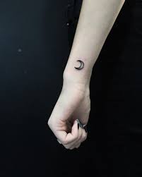 30 Examples of Amazing and Meaningful Moon Tattoos  For Creative Juice