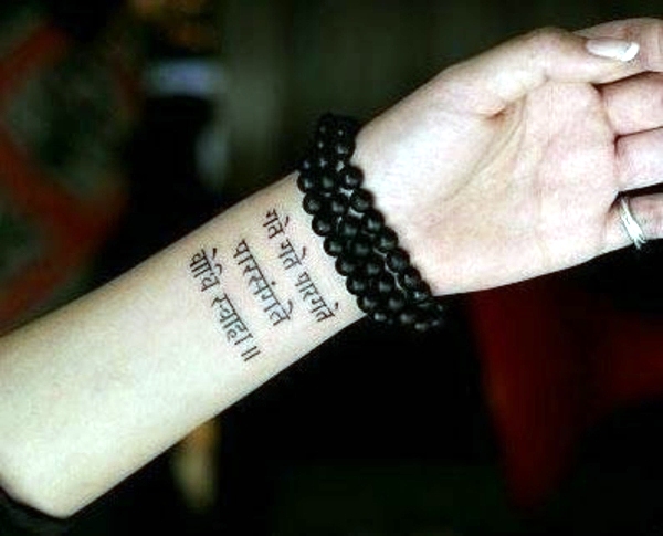Covering for Best Wrist Simple Tattoos Design - Best Wrist Tattoos - Best  Tattoos - MomCanvas
