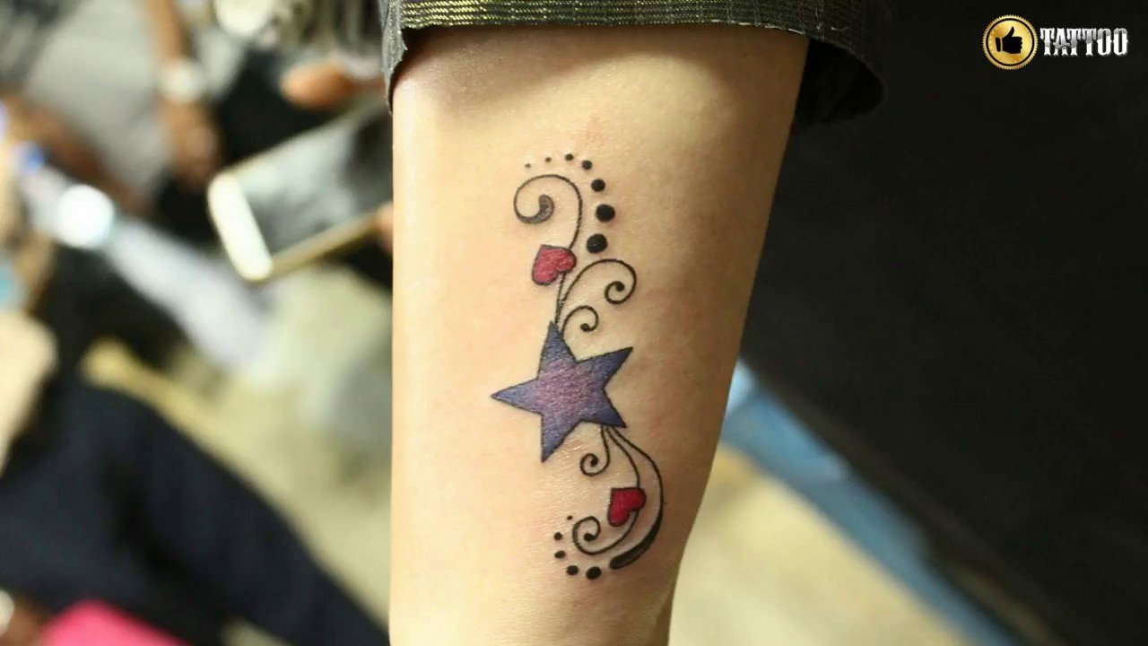 Small North Star temporary tattoo, get it here ▻