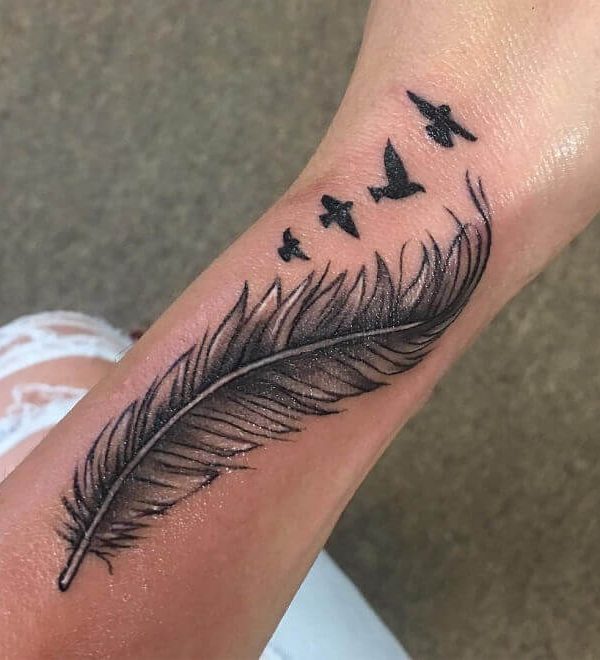 Stunning Feather Tattoo - Best Feather Tattoos - Best Tattoos - MomCanvas