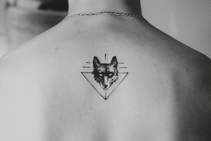Wolf Minimalist Tattoo - Best Minimalist Tattoos - Best Tattoos - MomCanvas