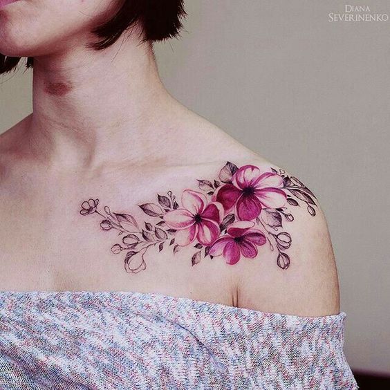 Astonishing Collarbone Tattoo For Girls - Best Collarbone Tattoos For Girls  - Best Tattoos - MomCanvas