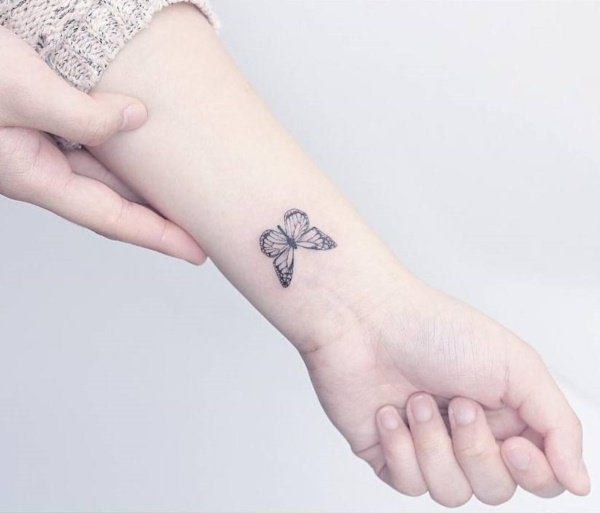 Little Butterfly Tattoos on Arm - Small Butterfly Tattoos - Small ...