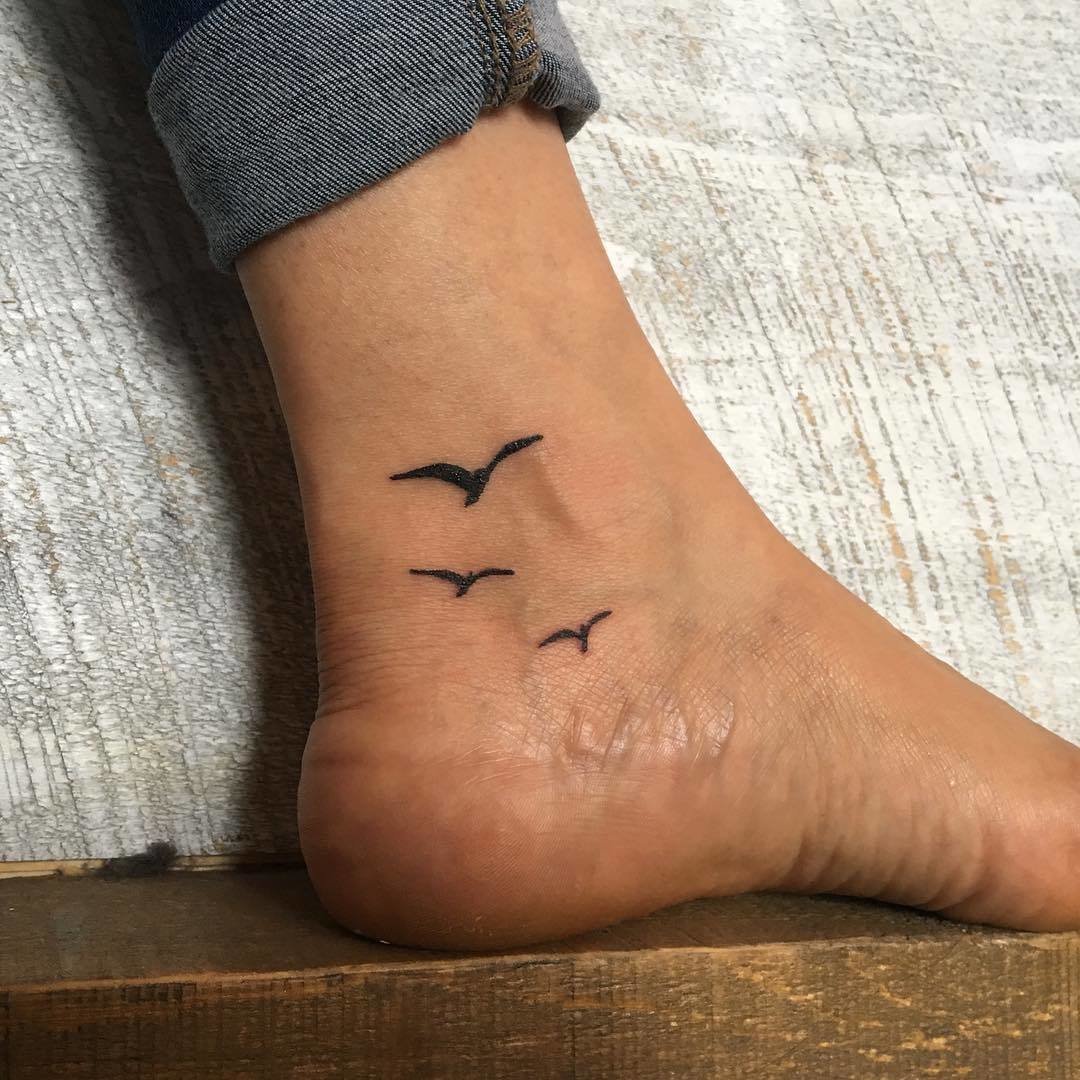 Small Foot Tattoos Design - Small Foot Tattoos - Small Tattoos - MomCanvas