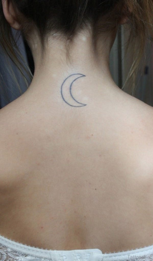 20 Best Small Moon Tattoos Pictures - MomCanvas
