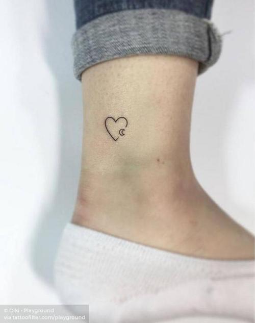Small Moon Tattoos Design - Small Moon Tattoos - Small Tattoos - MomCanvas