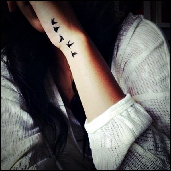 Amazing Small Tattoo For Girl On Arm Small Tattoos For Girls Small Tattoos Momcanvas