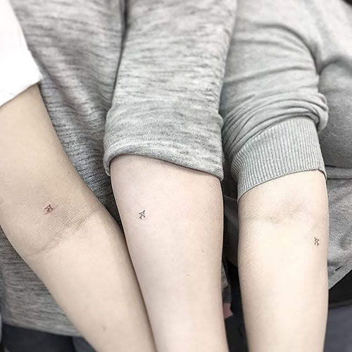 Amazing Small Matching Tattoo on Arm - Small Matching Tattoos - Small  Tattoos - MomCanvas