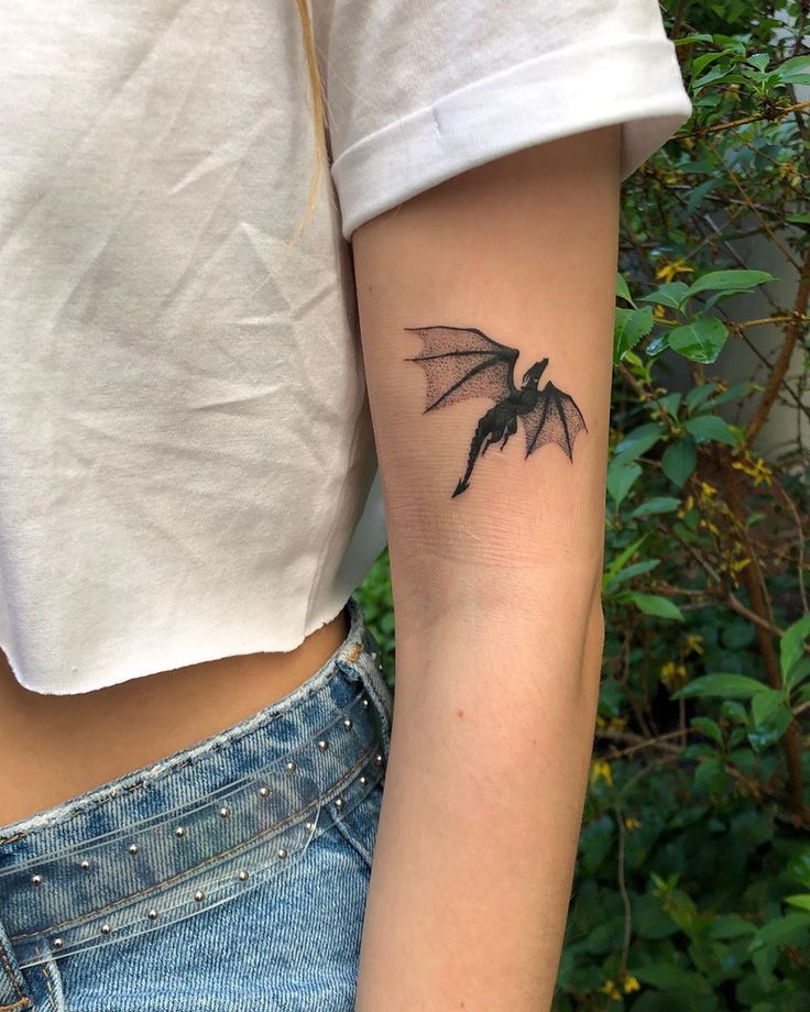 11 Small Dragon Tattoo Ideas That Will Blow Your Mind  alexie